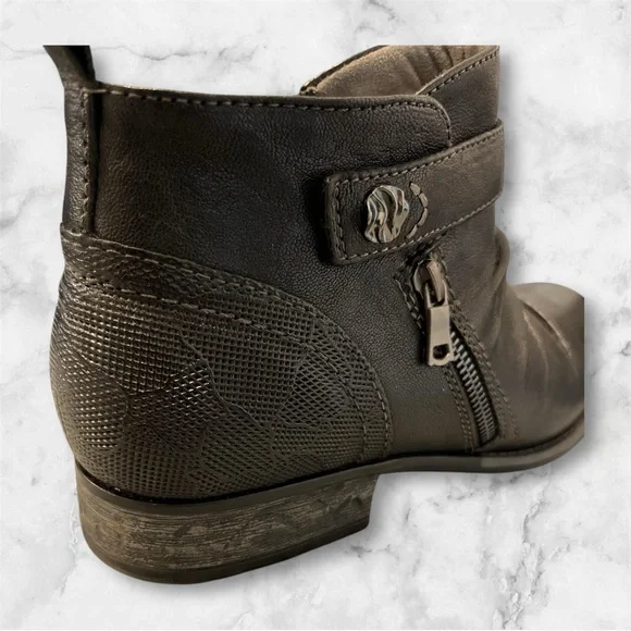 Like new - Black Ankle Boots Earth Avani Buckeye Black Noir 11 - Picture 3 of 5